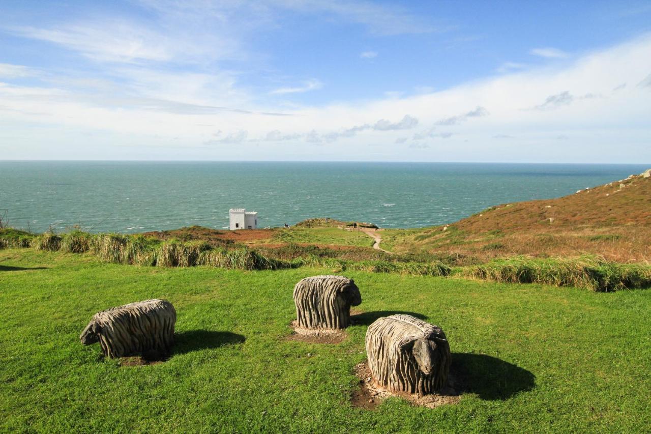 Swn Y Nant Villa Holyhead Exteriör bild